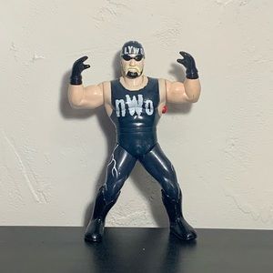 1997 WCW Hulk Hogan NWO Vibrating Action Figure